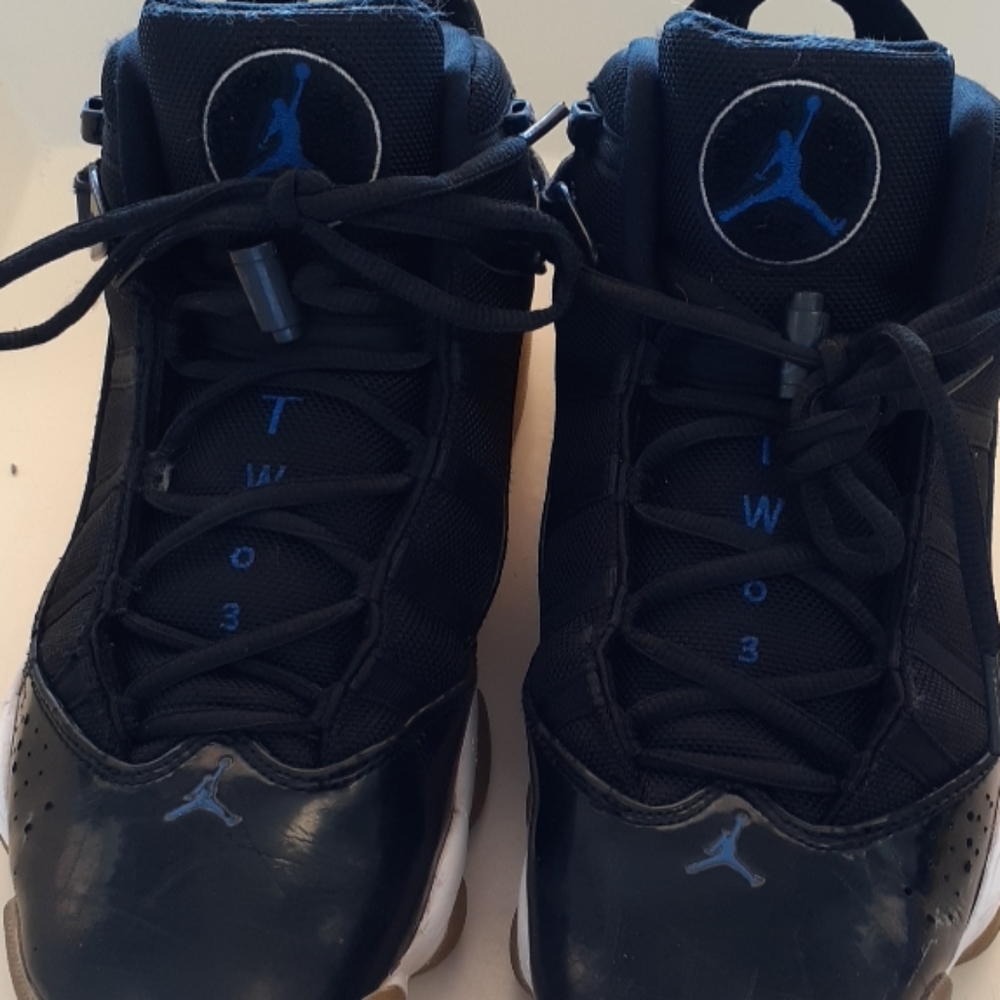 Jordan 6s